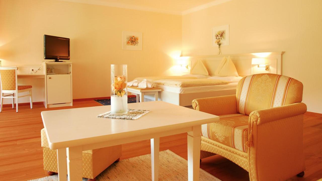 Hotel Olympia Брунико Екстериор снимка